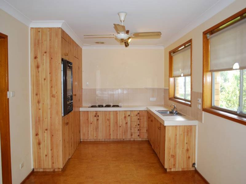 14 Solveig Crescent, Kareela - Thumbnail 2