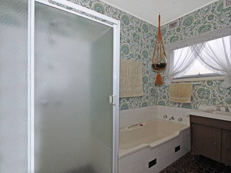 110 Railway Crescent, Jannali - Thumbnail 8