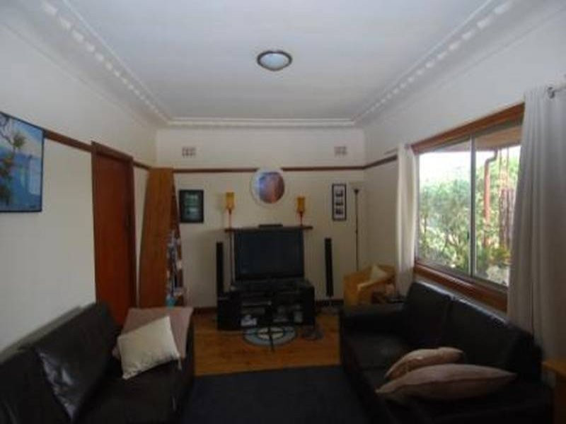 2 Fourth Avenue, Jannali - Thumbnail 2