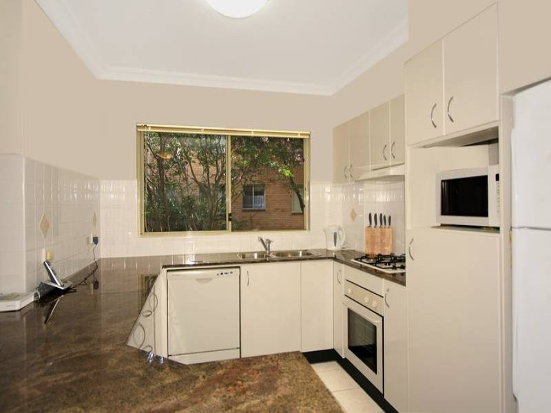 7/84 Glencoe Street, Sutherland - Thumbnail 4