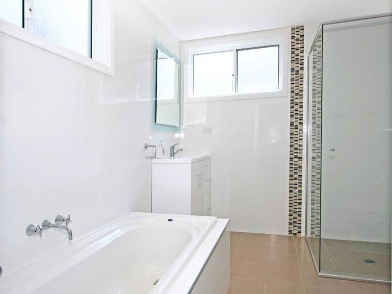4 Eighth Avenue, Jannali - Thumbnail 4