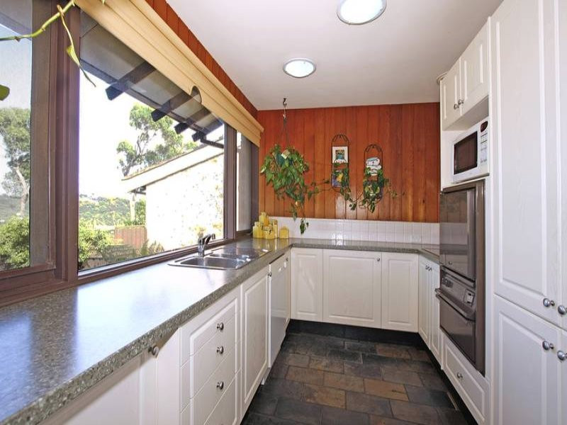 22 Buchanan Avenue, Bonnet Bay - Thumbnail 3