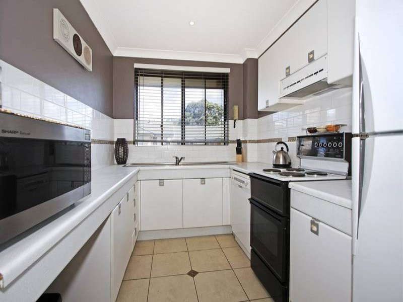 12/131 Oak Road (access from Flora Street), Kirrawee - Thumbnail 3