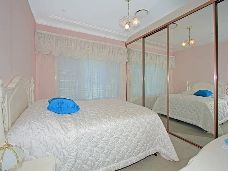 11 Glenelg Street, Sutherland - Thumbnail 5