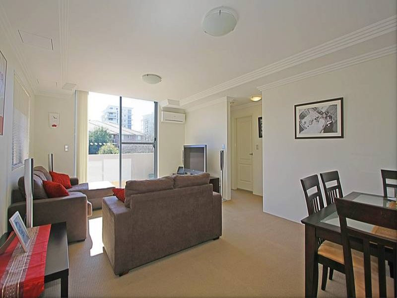 33/18-22 Gray Street, Sutherland - Thumbnail 3