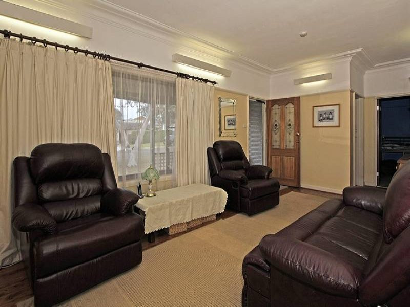 39 Jannali Crescent, Jannali - Thumbnail 3