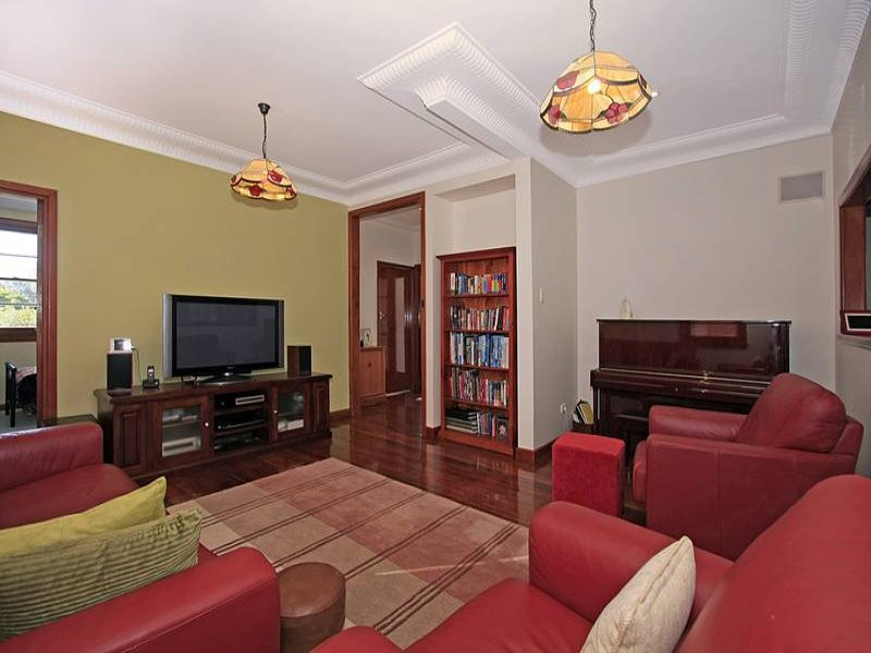 6 Fourth Avenue, Loftus - Thumbnail 5