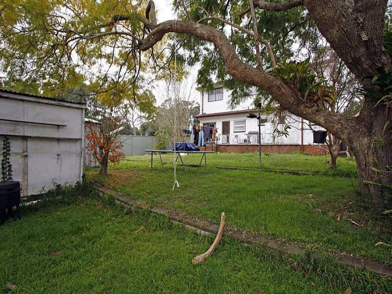 48 Second Avenue, Loftus - Thumbnail 2