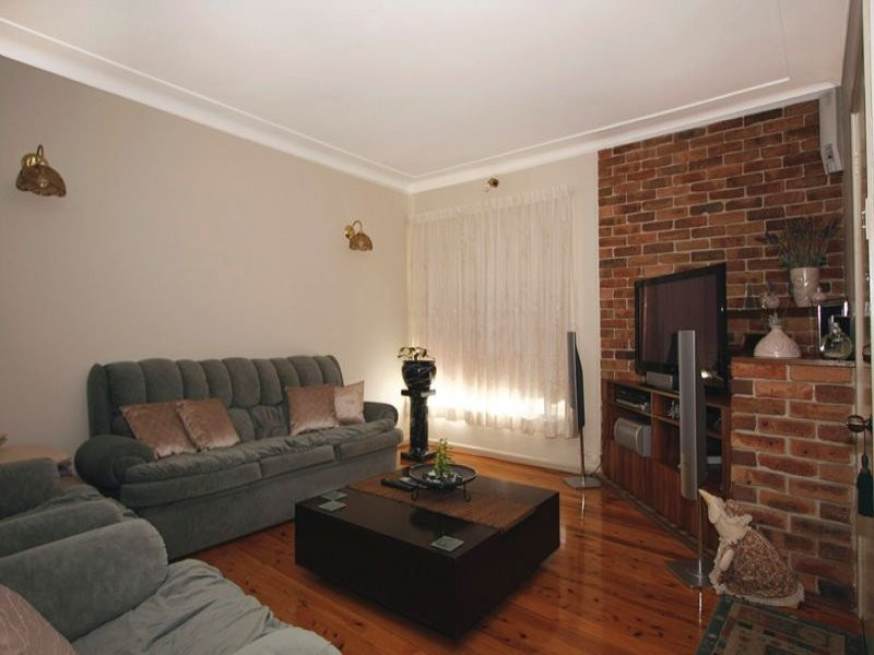 74 Georges River Road, Jannali - Thumbnail 6