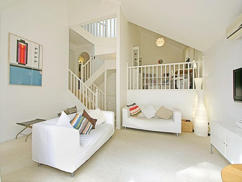 64 Woronora Crescent, Como - Thumbnail 2
