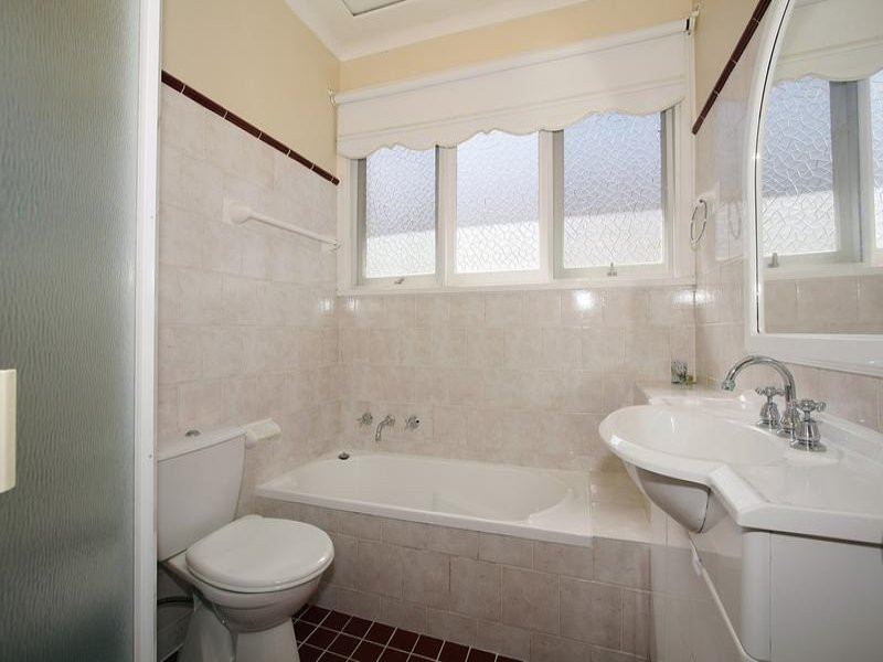11 Honeysuckle Street, Jannali - Thumbnail 5