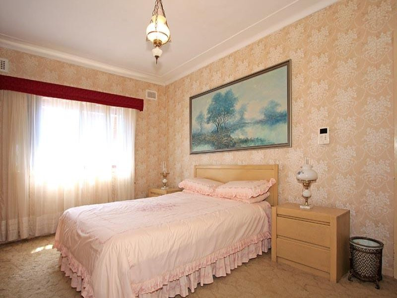 59 Cardigan Road, Greenacre - Thumbnail 7