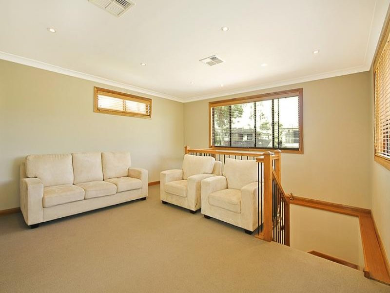 24 Banool Street, Kareela - Thumbnail 6
