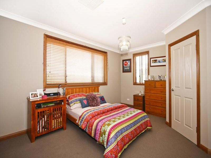 24 Banool Street, Kareela - Thumbnail 8