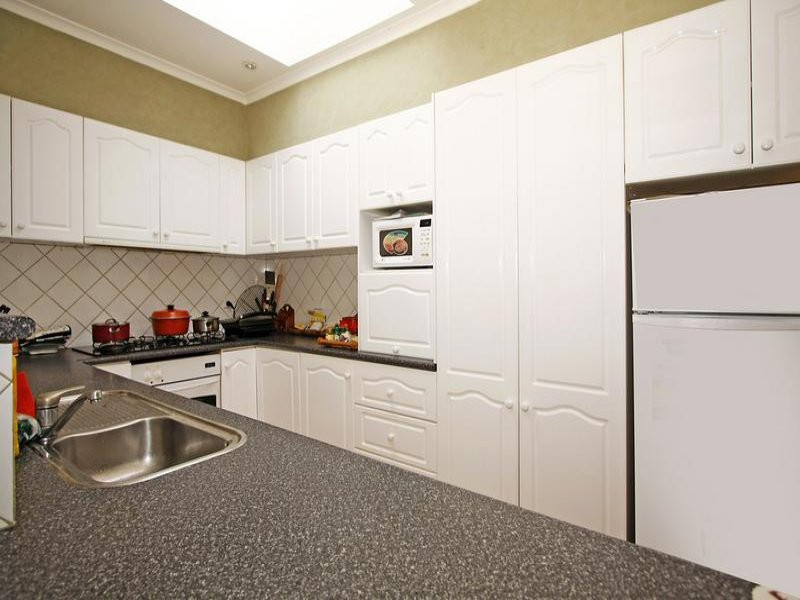 9 Como Road, Oyster Bay - Thumbnail 7