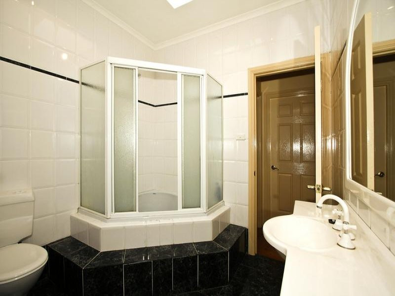 9 Como Road, Oyster Bay - Thumbnail 8