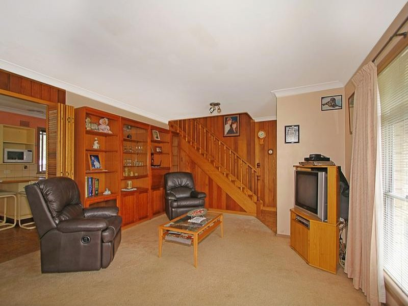 12 Gundain Avenue, Kirrawee - Thumbnail 3