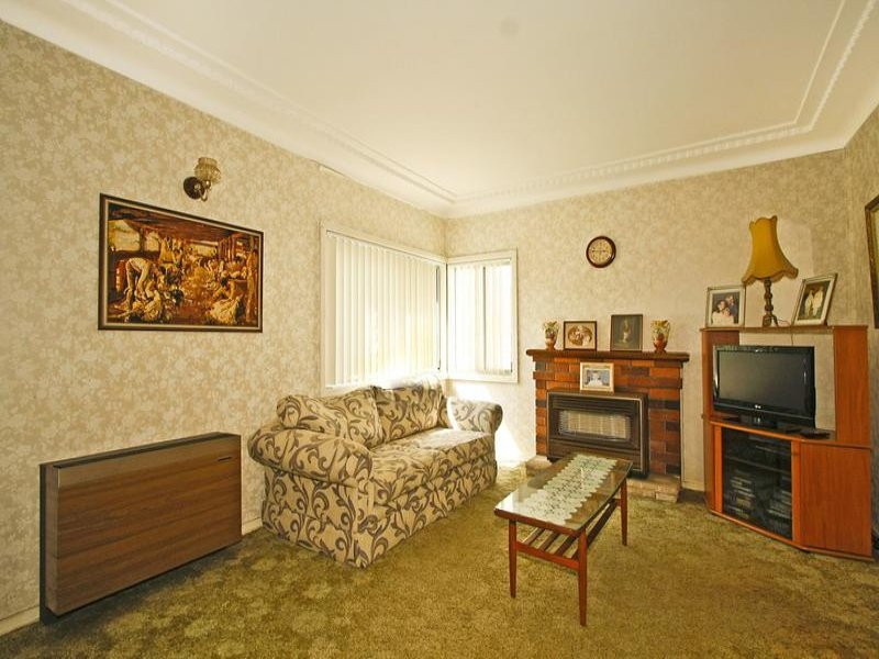 54 Woronora Crescent, Como - Thumbnail 2