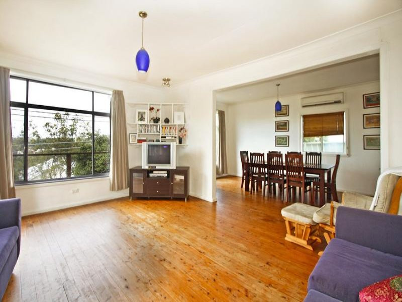 49 Drummond Road, Oyster Bay - Thumbnail 3