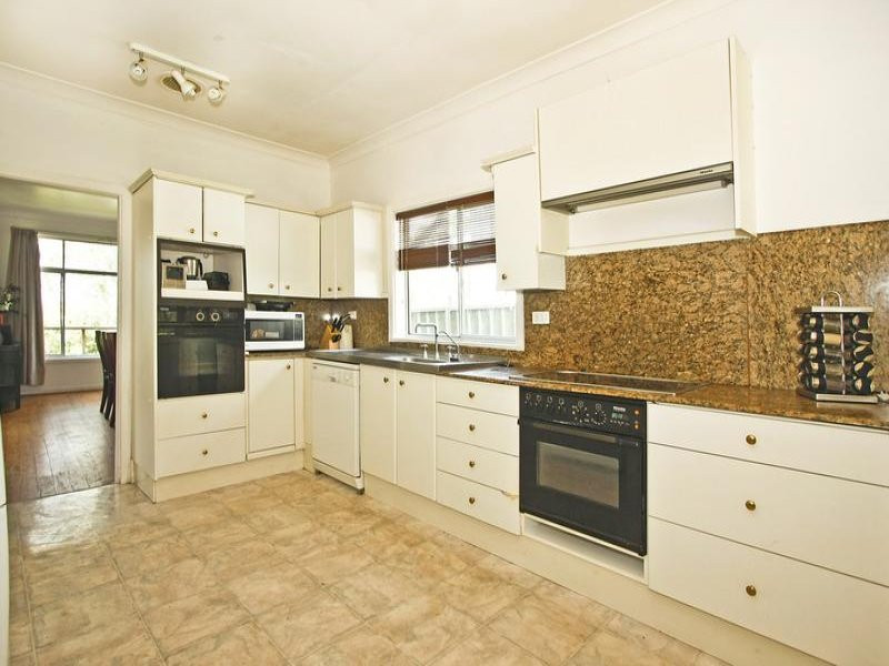49 Drummond Road, Oyster Bay - Thumbnail 5