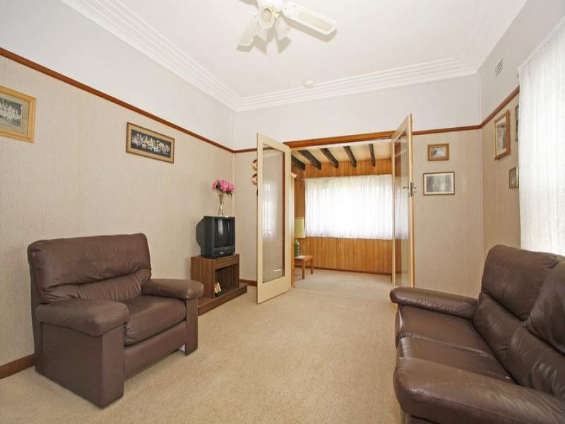34 Wattle Road, Jannali - Thumbnail 3