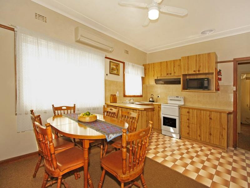 34 Wattle Road, Jannali - Thumbnail 4