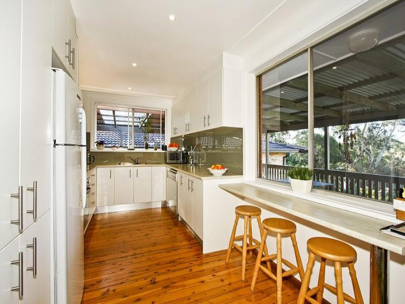 8 Mikarie Place, Kirrawee - Thumbnail 2