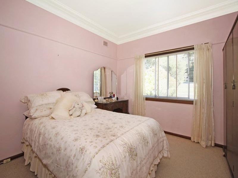 108 Sutherland Road, Jannali - Thumbnail 4