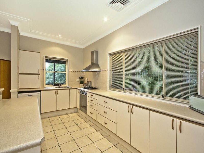 8 Drummond Road, Oyster Bay - Thumbnail 4