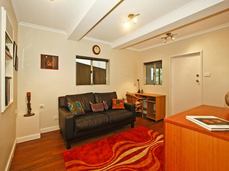 8 Drummond Road, Oyster Bay - Thumbnail 6