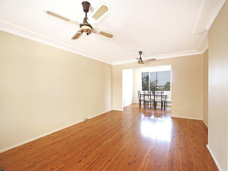 100 Spur Crescent, Loftus - Thumbnail 3