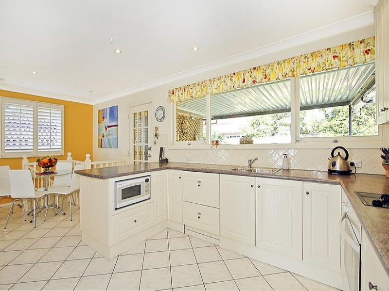 38 Oak Rd, Kirrawee - Thumbnail 3