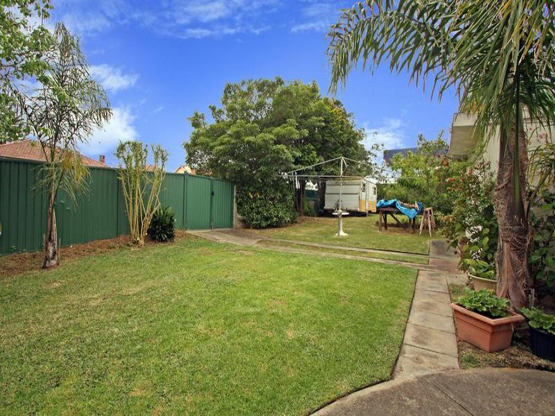 2 Roberts Street, Jannali - Thumbnail 2