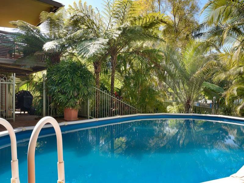 8 Tenth Avenue, Oyster Bay - Thumbnail 6