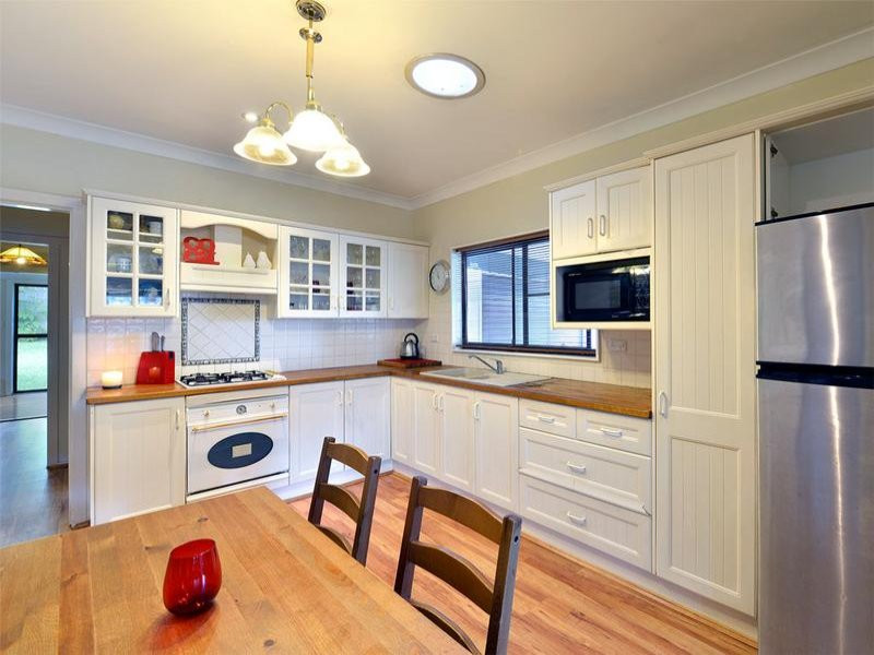 10 Chipilly Avenue, Engadine - Thumbnail 2
