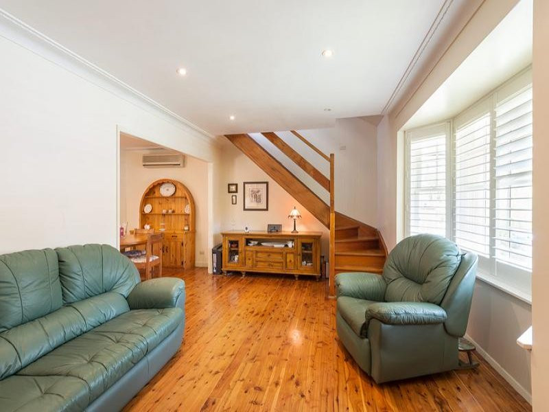 2 Tathra Place, Gymea - Thumbnail 2