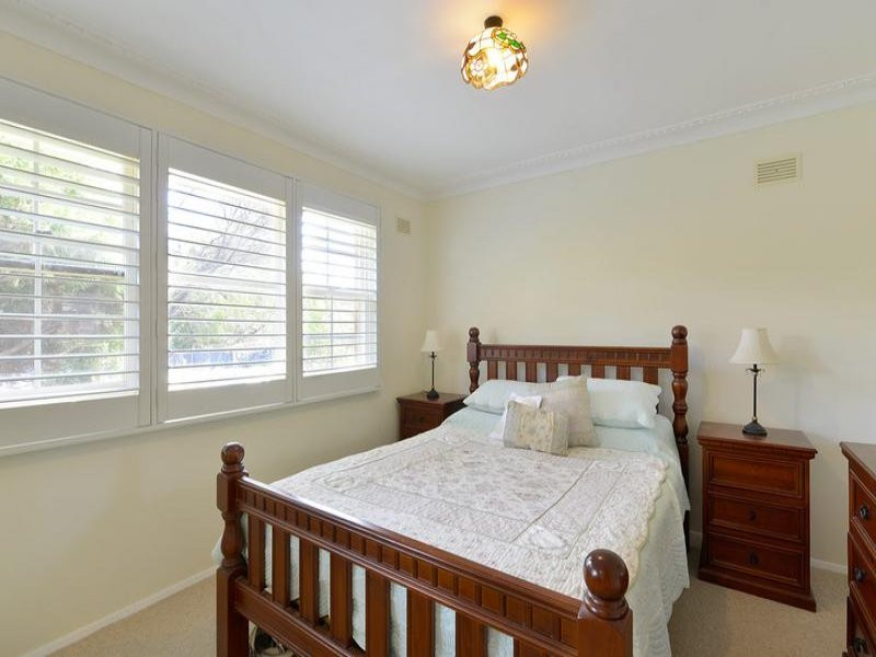 2 Tathra Place, Gymea - Thumbnail 4