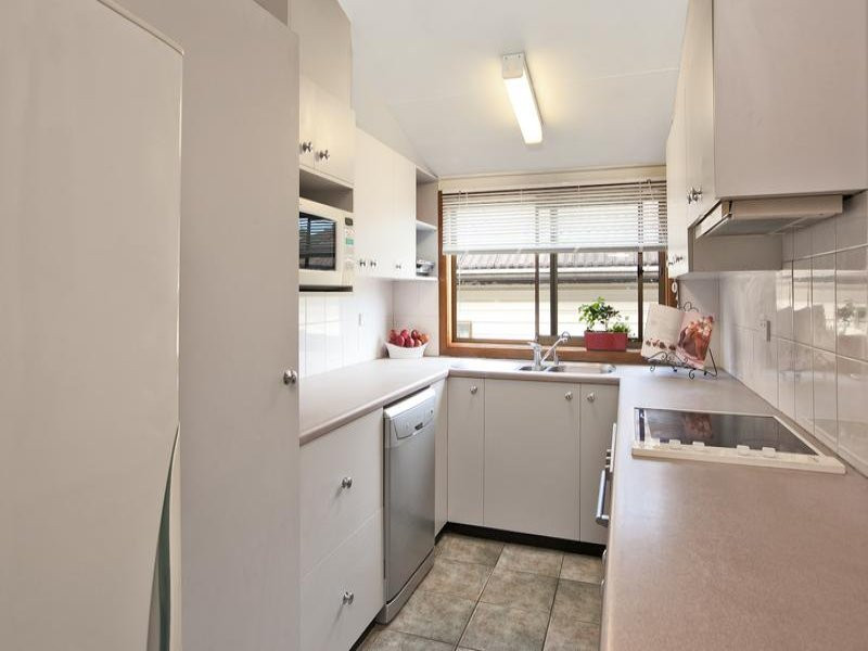 12 Inelgah Road, Como - Thumbnail 4