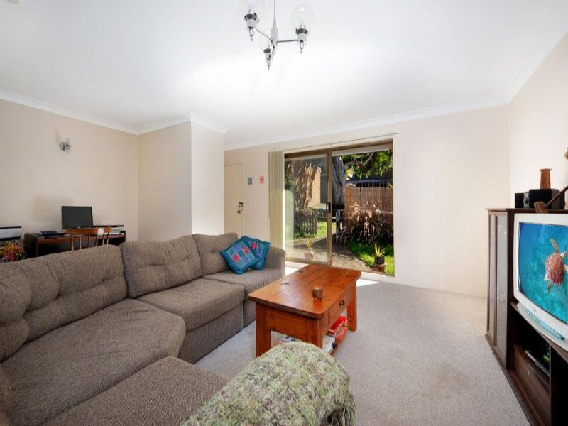 33/24 Toronto Parade (access off Wattle Road), Sutherland - Thumbnail 3