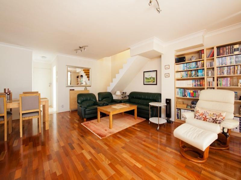 7/98-102 Glencoe Street, Sutherland - Thumbnail 2