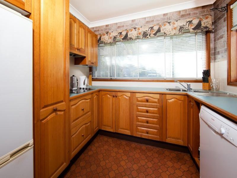 46 Como Road, Oyster Bay - Thumbnail 3