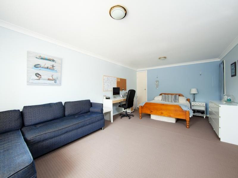 34 Phillip Street, Oyster Bay - Thumbnail 2