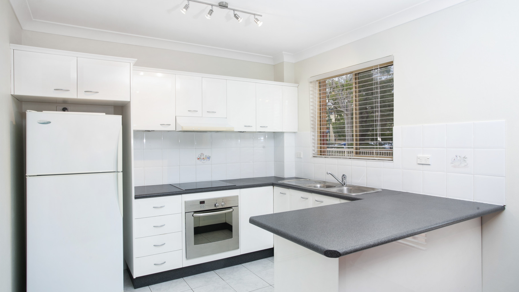 3/1 Morley Street, Sutherland - Thumbnail 3