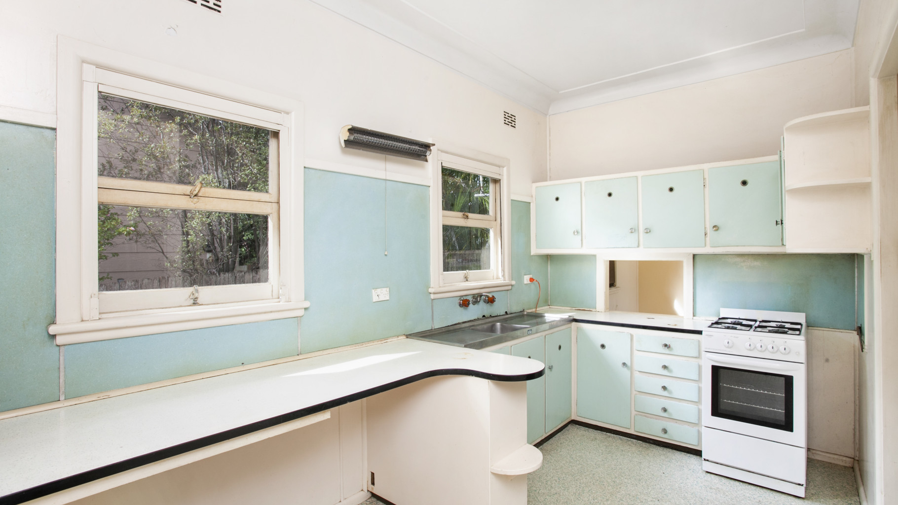 43 National Avenue, Loftus - Thumbnail 4