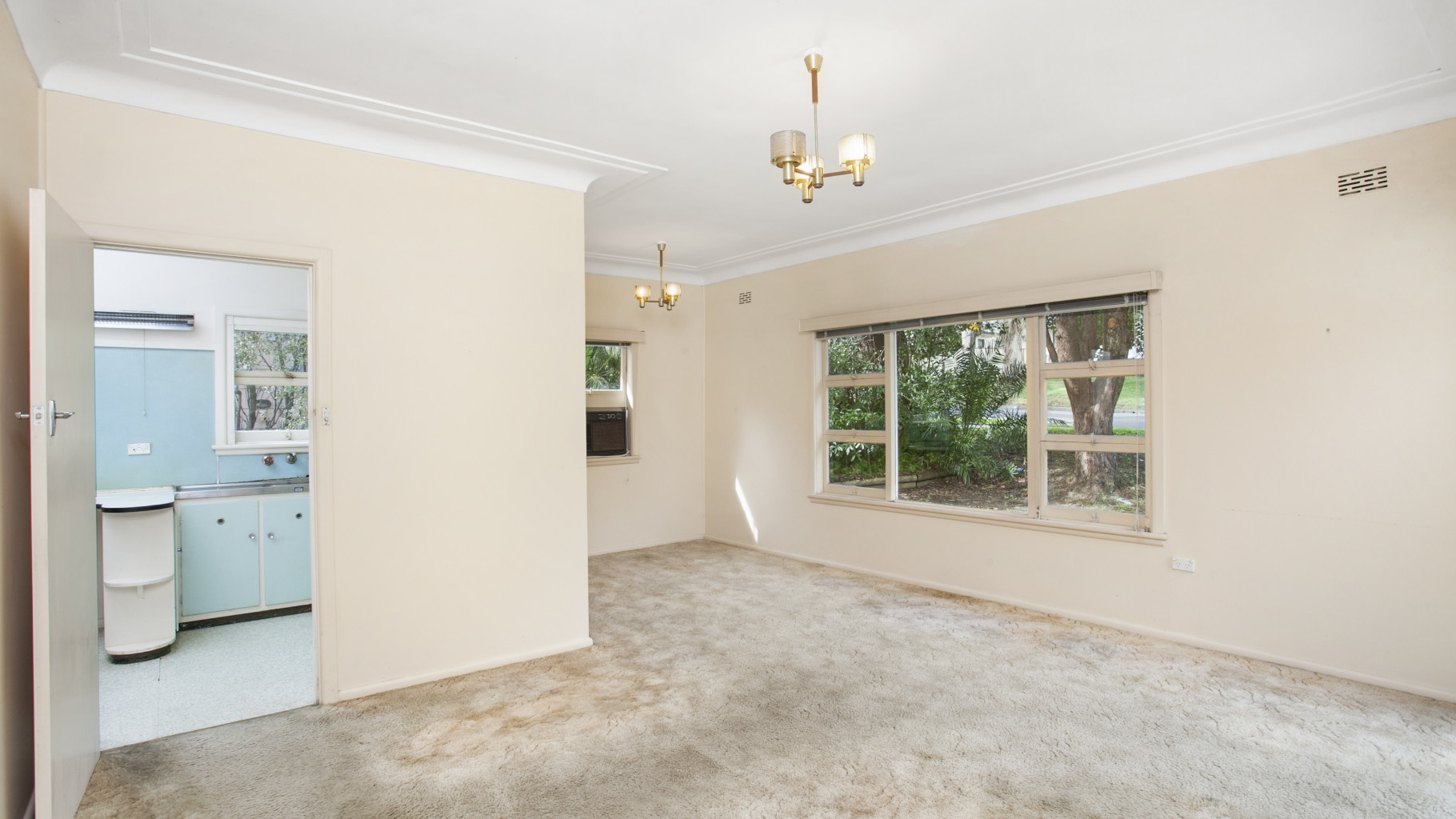 43 National Avenue, Loftus - Thumbnail 3