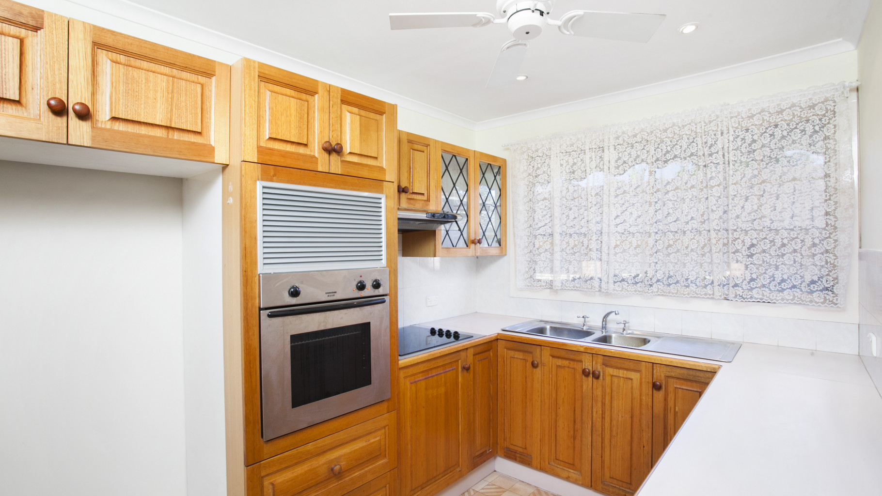 12/16 Oakwood Street, Sutherland - Thumbnail 2