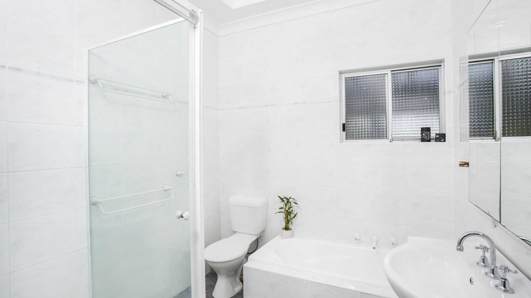 4 Tenth Avenue, Oyster Bay - Thumbnail 5