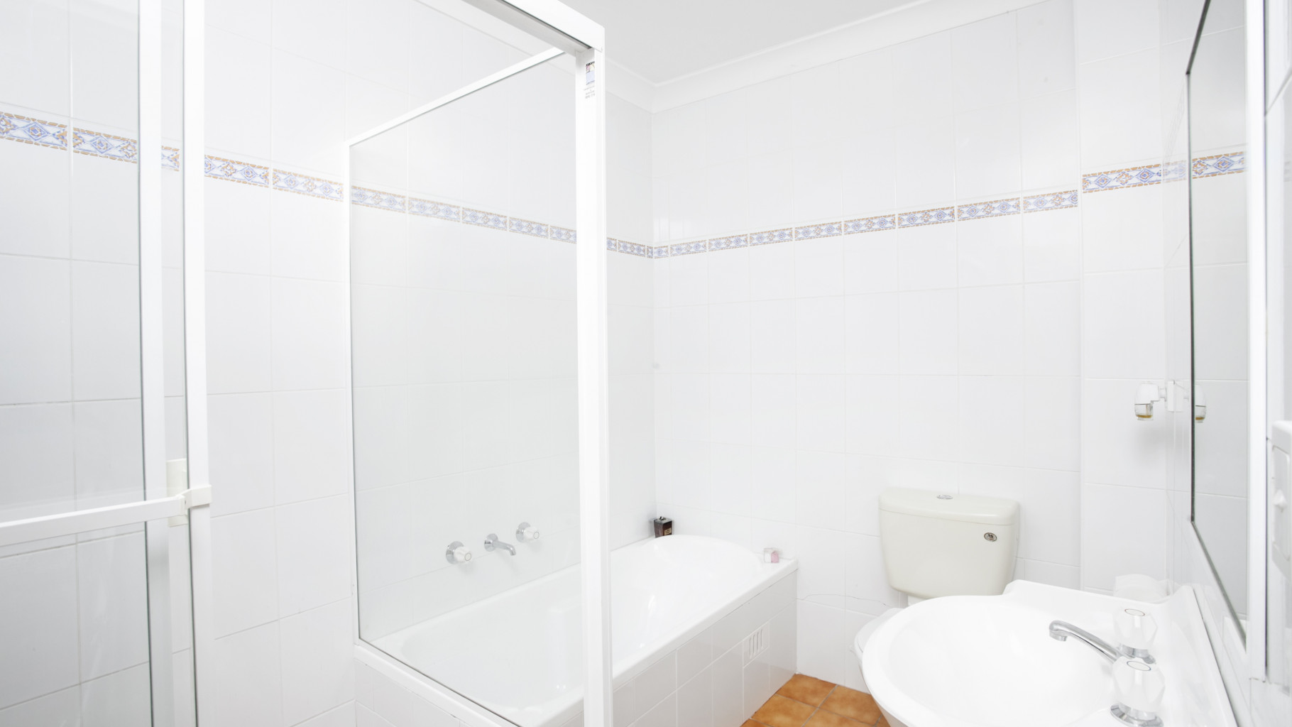 4/96-100 Railway Crescent, Jannali - Thumbnail 4