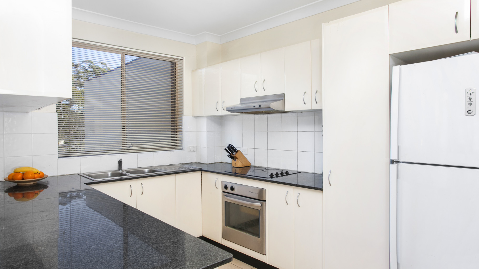 4/96-100 Railway Crescent, Jannali - Thumbnail 2