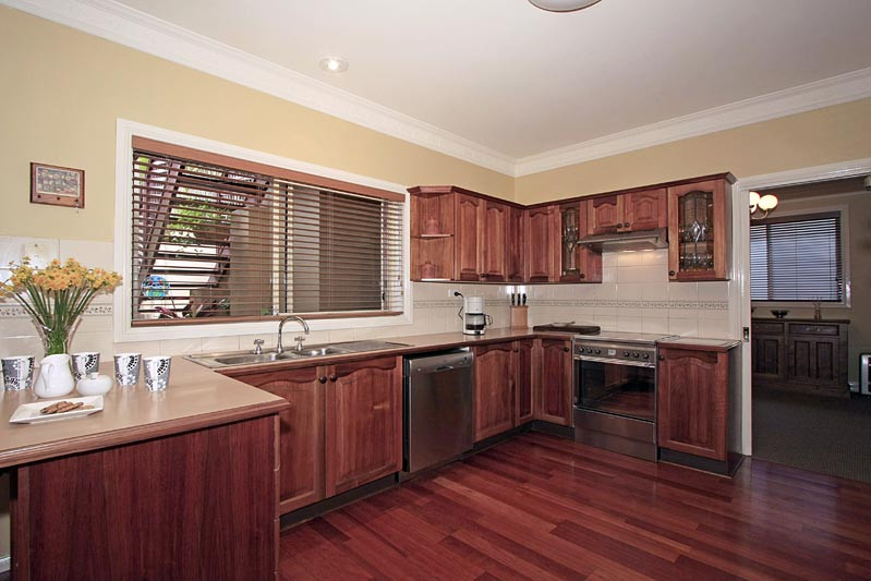 77a Como Road, Oyster Bay - Thumbnail 2